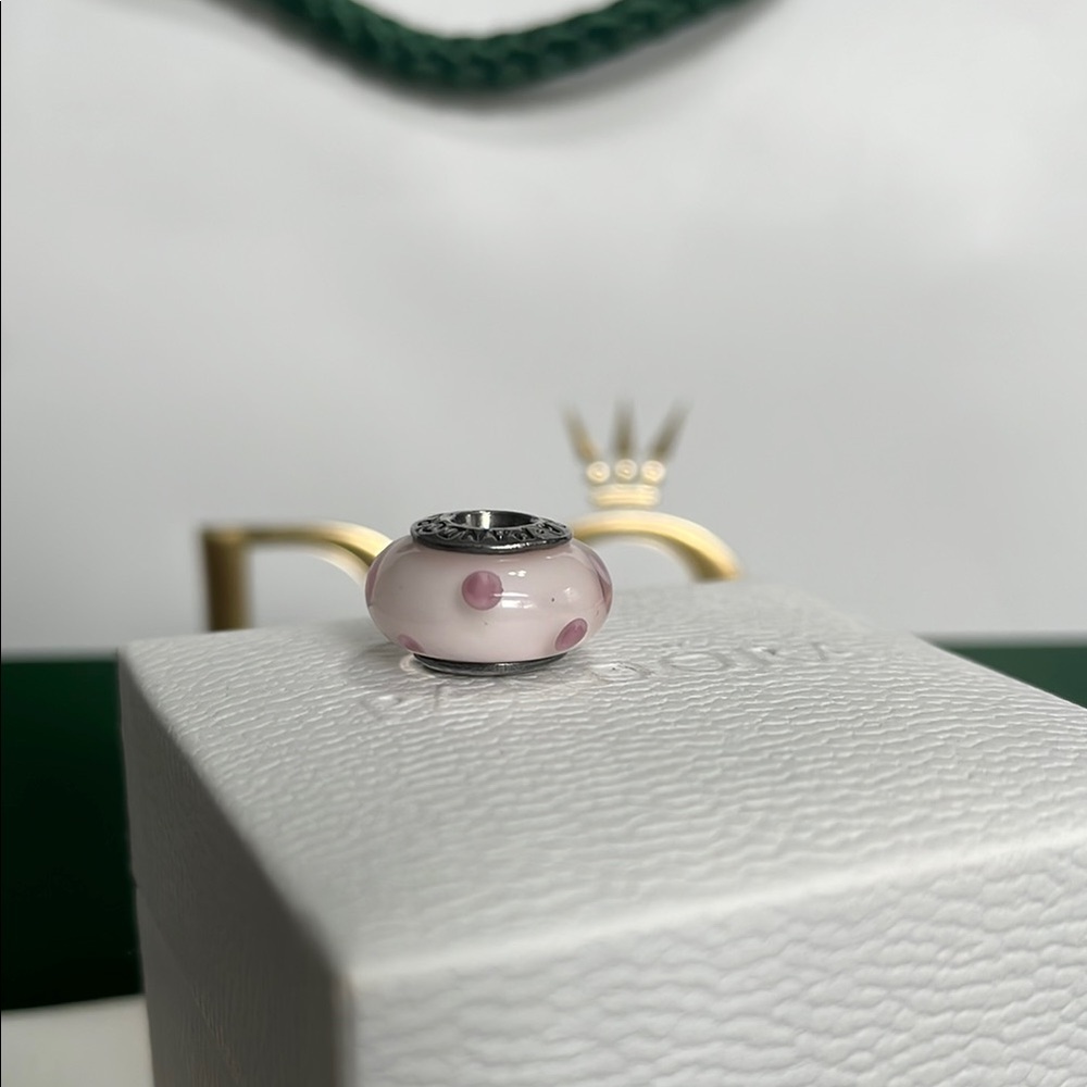 Pandora Pink Polka Dot Murano Charm